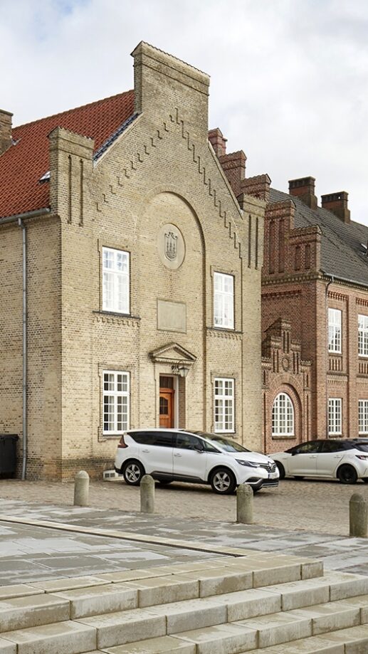 HÆDRENDE OMTALE TIL SKANDERBORG GL. RÅDHUS!